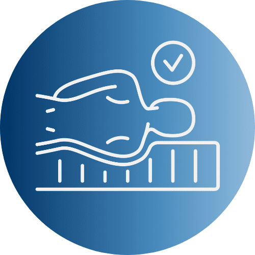 Symbol für Körperanpassung: Liegende Figur auf einer Matratze mit Häkchen, zeigt korrekte Positionierung.