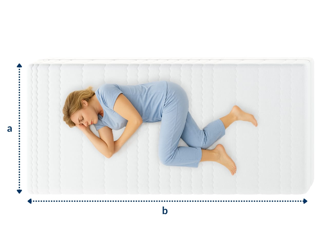 Frau liegt auf einer rechteckigen Matratze in Schlafposition